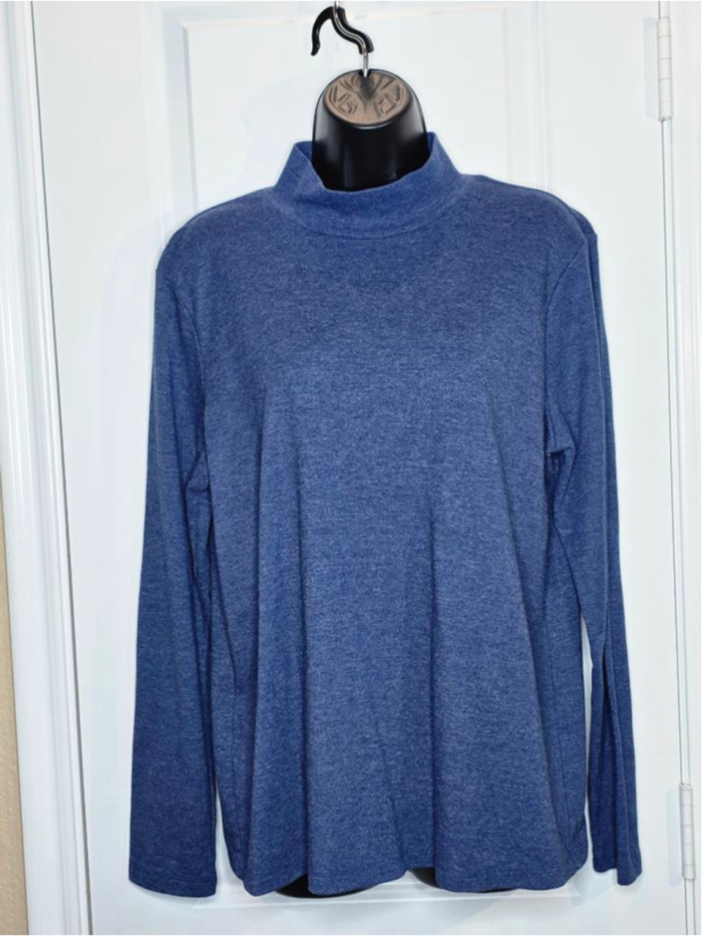 St. John's Bay Blue Long Sleeve Turtleneck Tee Women’s Plus Size XXL - Picture 2 of 4